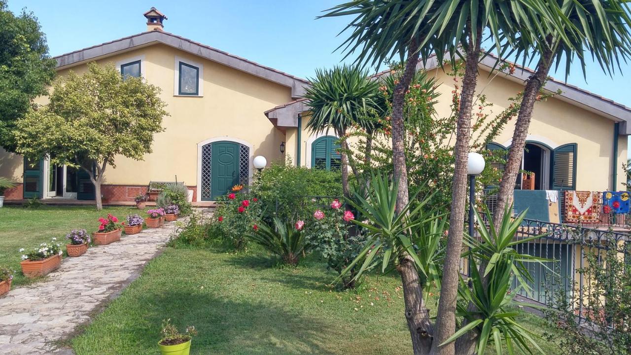 לינה וארוחת בוקר סנטה ונרינה La Casa Del Melograno מראה חיצוני תמונה