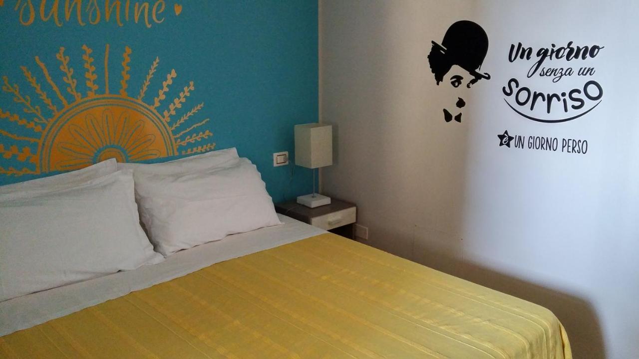לינה וארוחת בוקר סנטה ונרינה La Casa Del Melograno מראה חיצוני תמונה