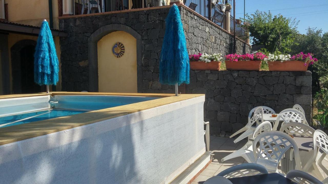לינה וארוחת בוקר סנטה ונרינה La Casa Del Melograno מראה חיצוני תמונה